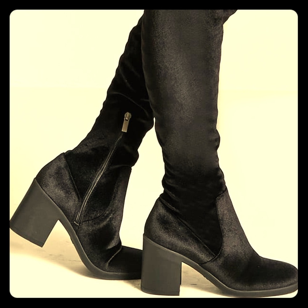 Velvety adjustable over the knee boots from F21.